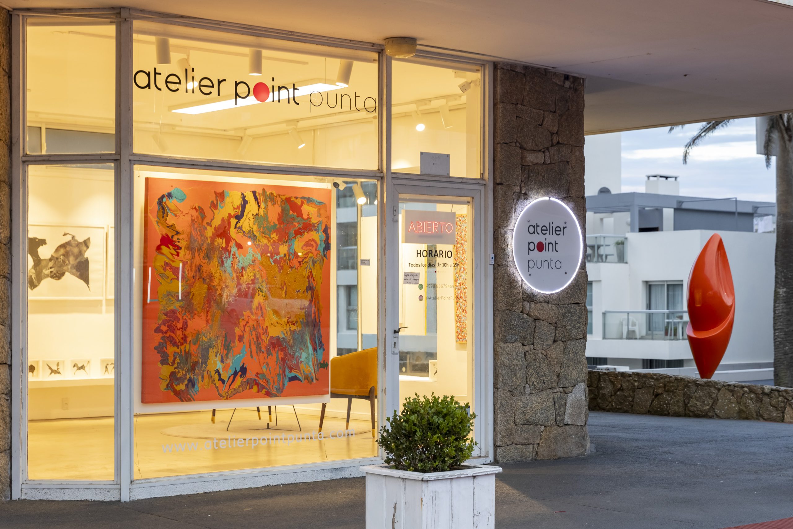 Que Hacemos Hoy | Galería Atelier Point Punta